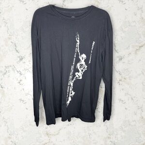 Unnus Annus Skull Long Sleeve